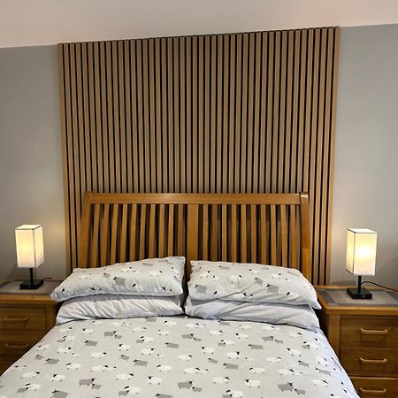 Apartmán Roblins Nest Ammanford Exteriér fotografie