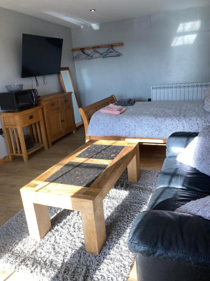 Apartmán Roblins Nest Ammanford Exteriér fotografie