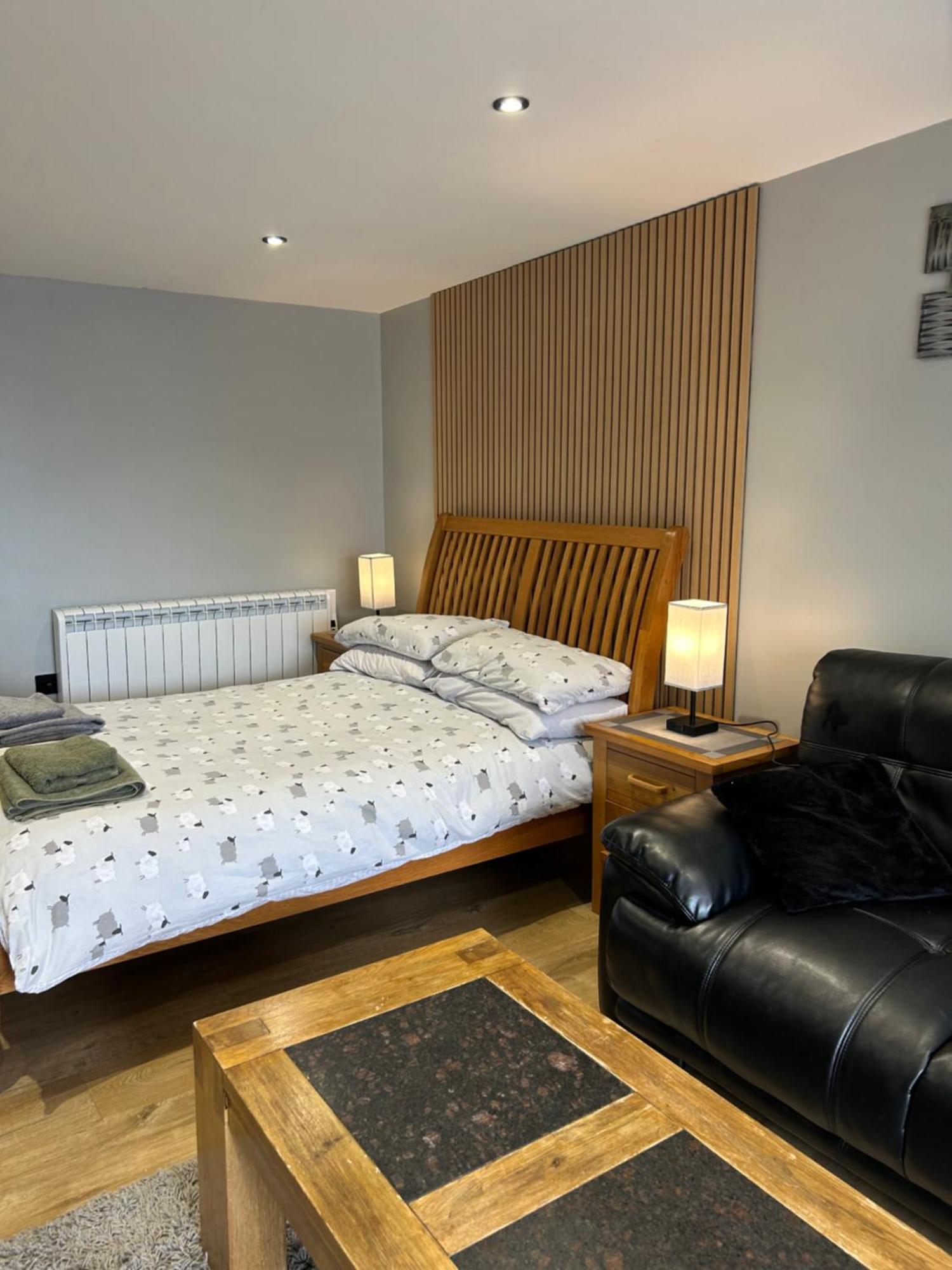 Apartmán Roblins Nest Ammanford Exteriér fotografie